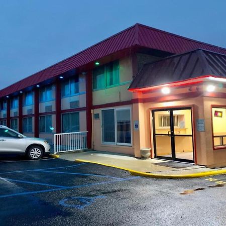 Red Carpet Inn & Suites Lima -Listing Partner Екстер'єр фото