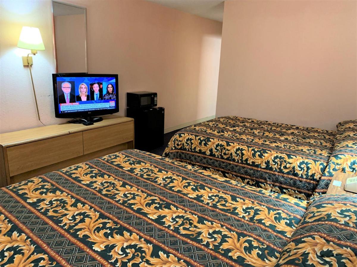 Red Carpet Inn & Suites Lima -Listing Partner Екстер'єр фото