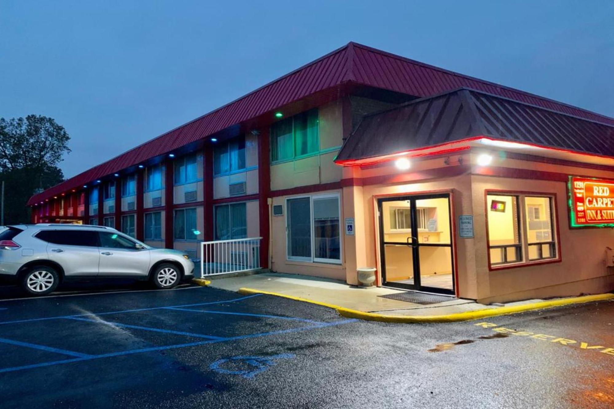 Red Carpet Inn & Suites Lima -Listing Partner Екстер'єр фото