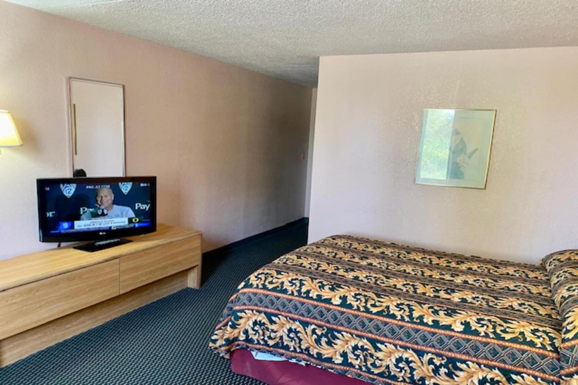 Red Carpet Inn & Suites Lima -Listing Partner Екстер'єр фото