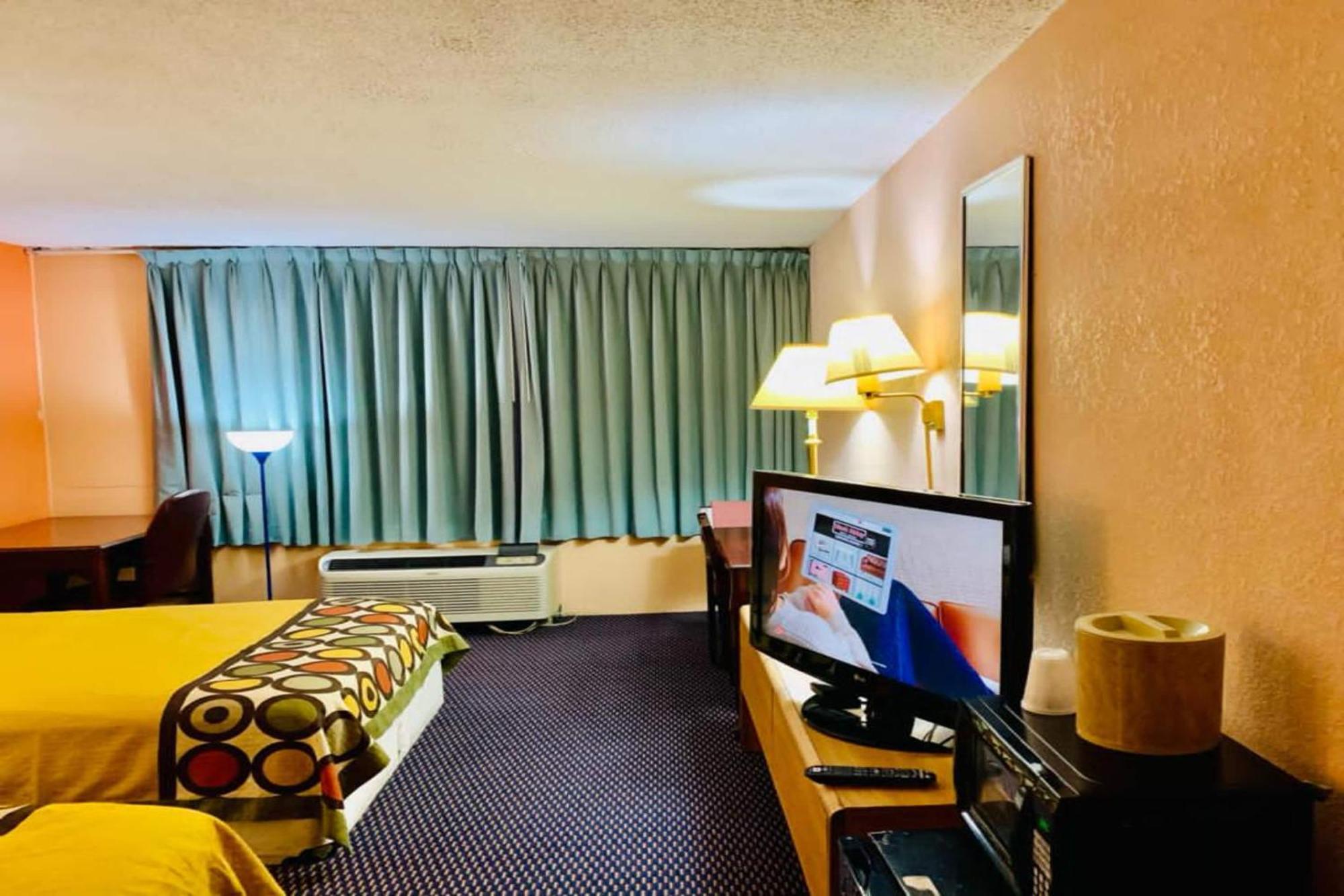 Red Carpet Inn & Suites Lima -Listing Partner Екстер'єр фото
