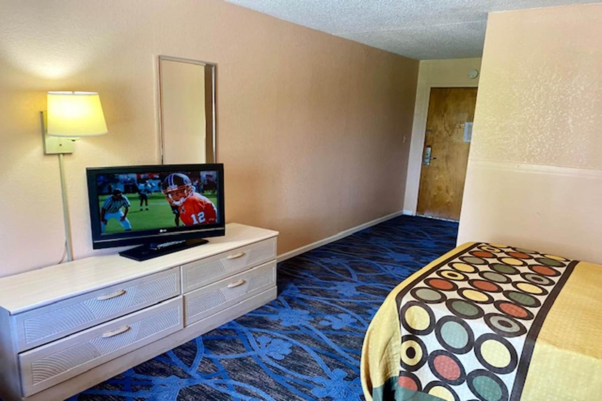 Red Carpet Inn & Suites Lima -Listing Partner Екстер'єр фото
