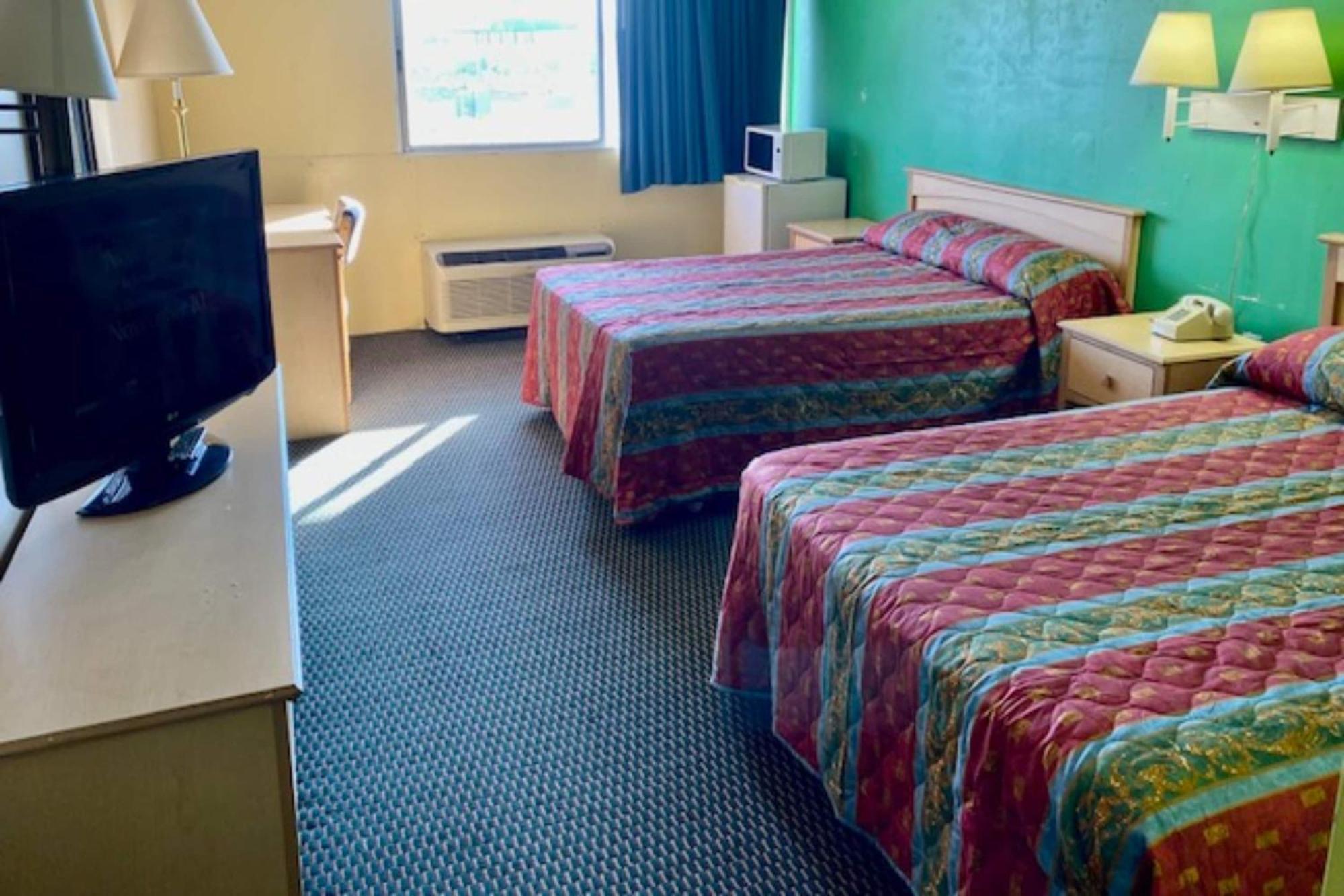 Red Carpet Inn & Suites Lima -Listing Partner Екстер'єр фото