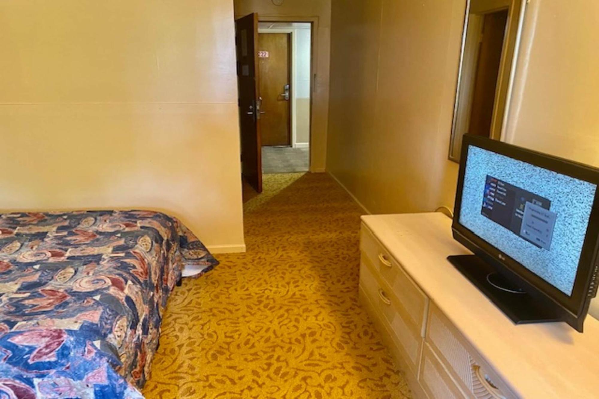 Red Carpet Inn & Suites Lima -Listing Partner Екстер'єр фото