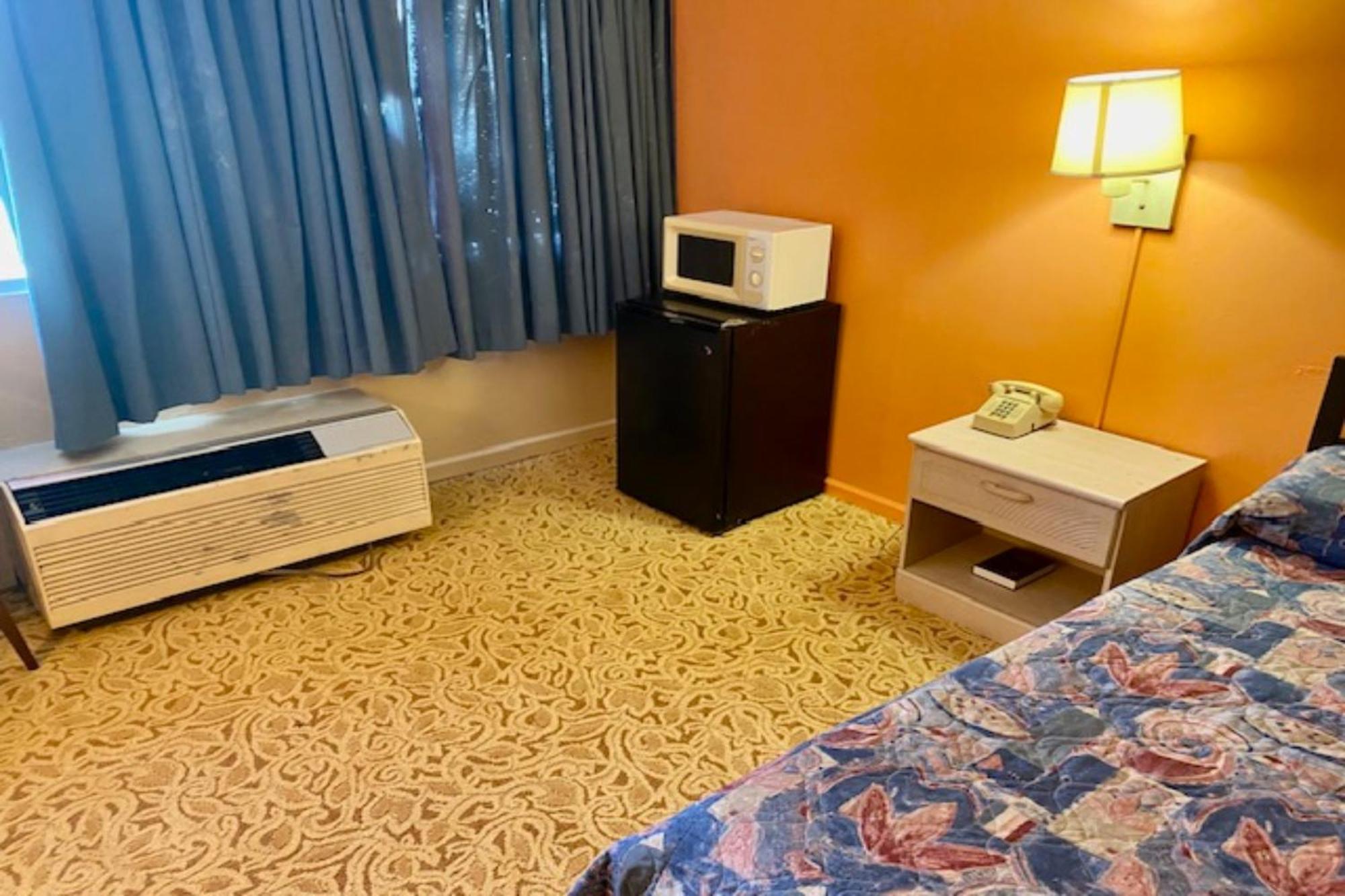 Red Carpet Inn & Suites Lima -Listing Partner Екстер'єр фото