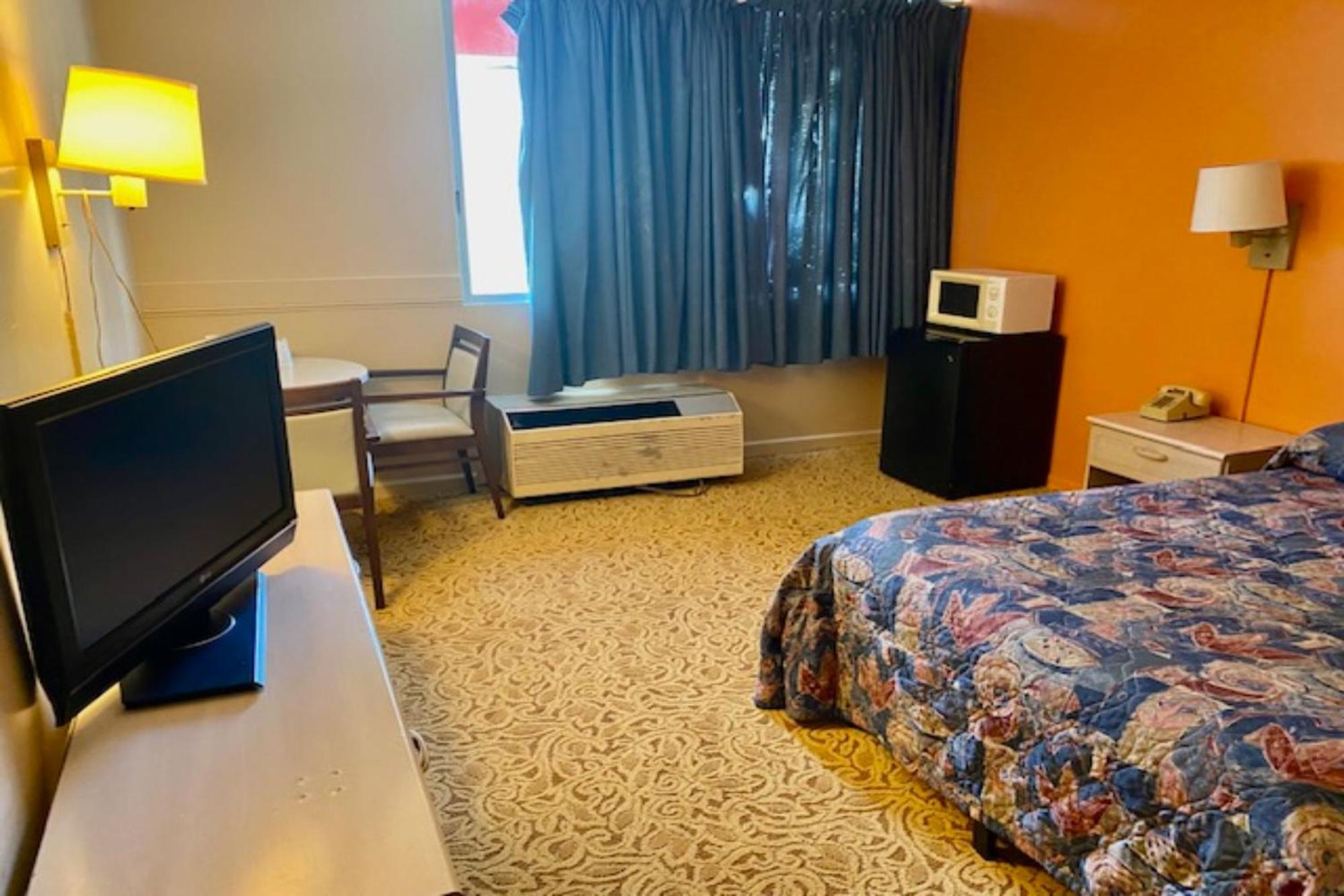 Red Carpet Inn & Suites Lima -Listing Partner Екстер'єр фото