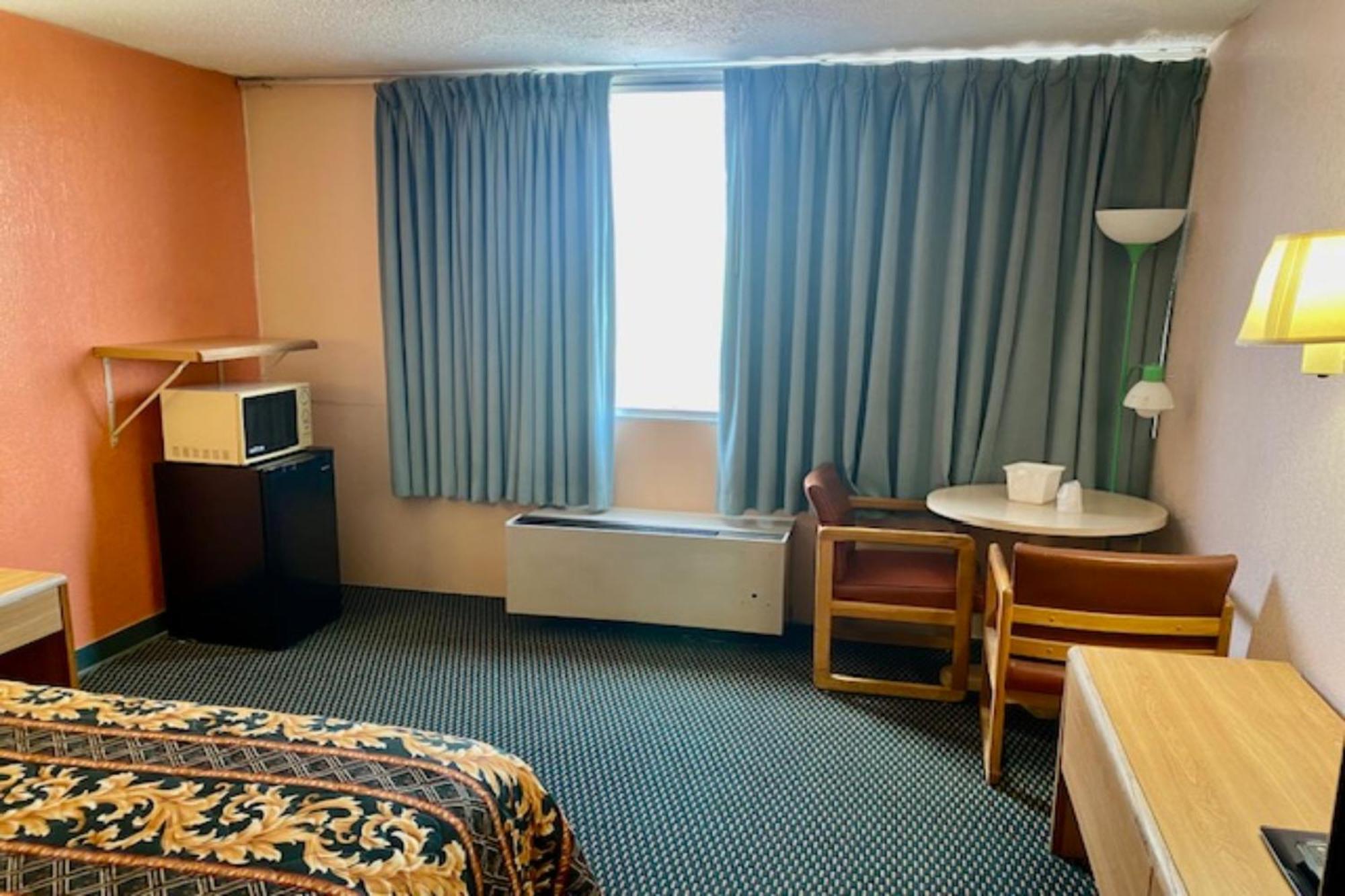 Red Carpet Inn & Suites Lima -Listing Partner Екстер'єр фото